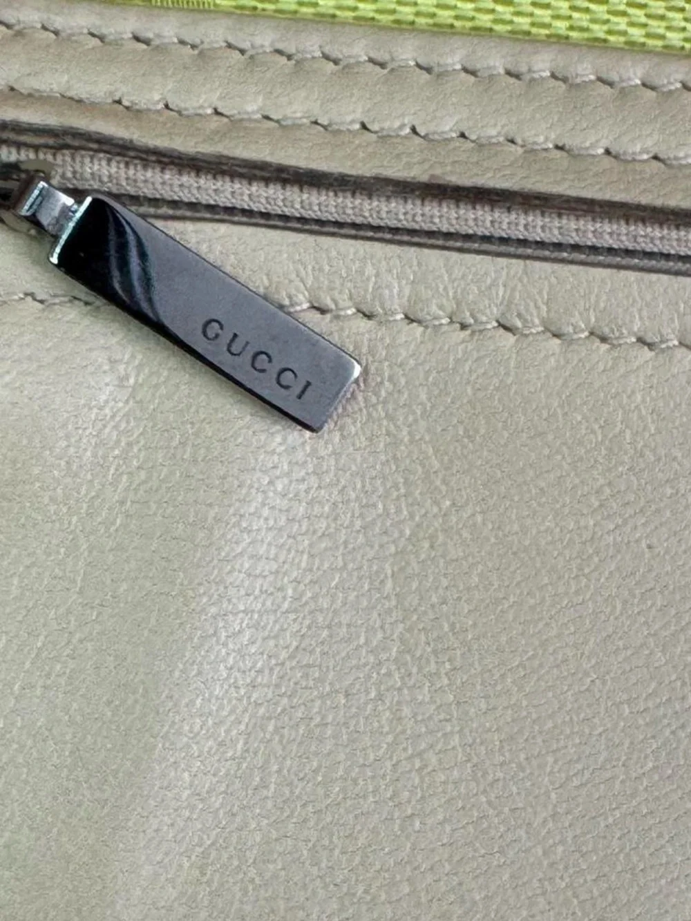 Gucci Neon Yellow GG Canvas Wallet - Picture 8 of 8